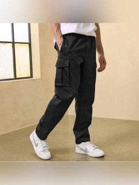 Men's CSG Everett Cargo Pants In Black-Classic Everyday Style